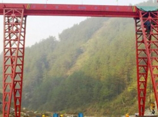 蘇州門式起重機(jī)